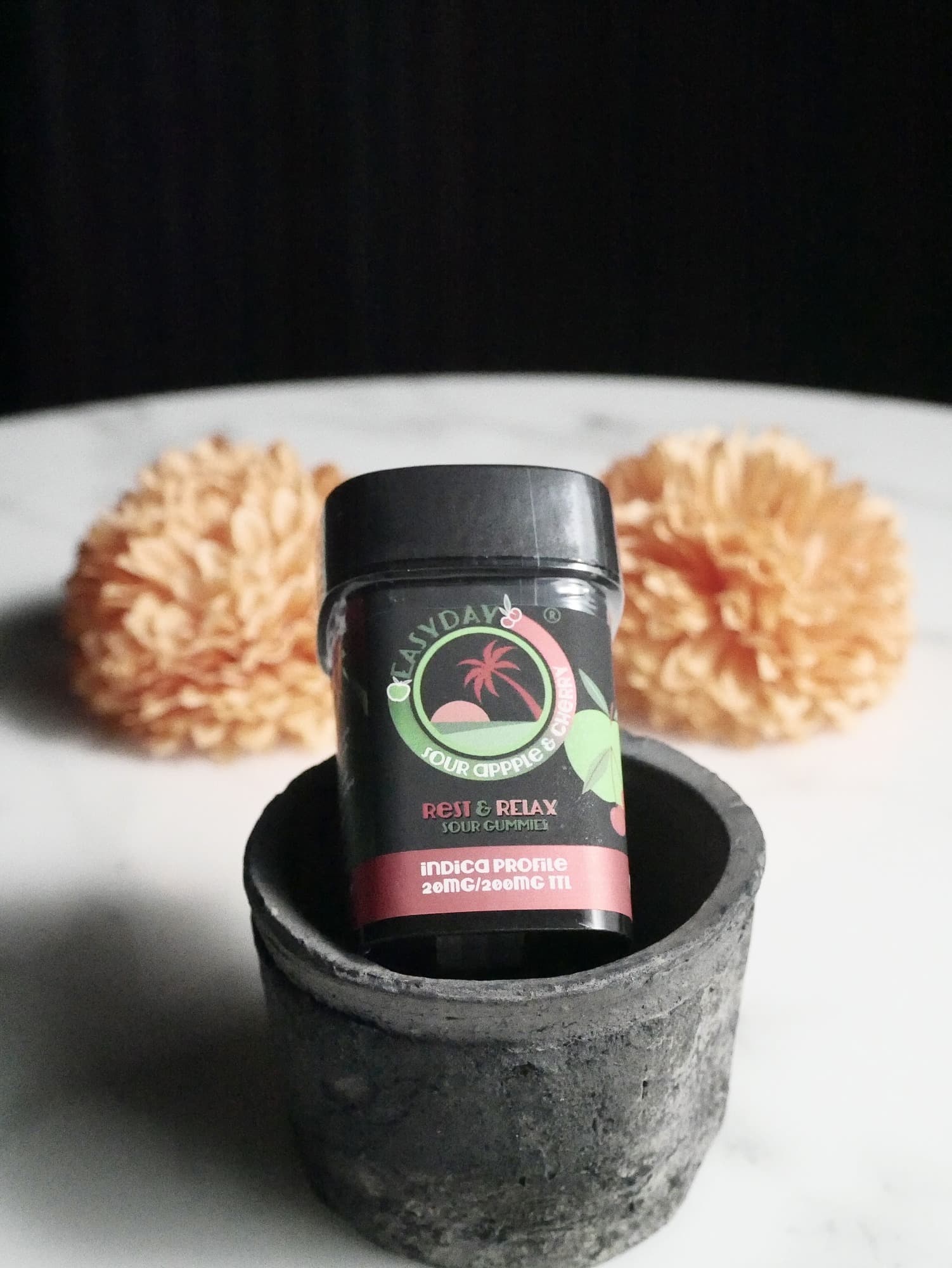 Up and Focus | Sour Peach Raspberry Chews | 200mg THC | 10pk