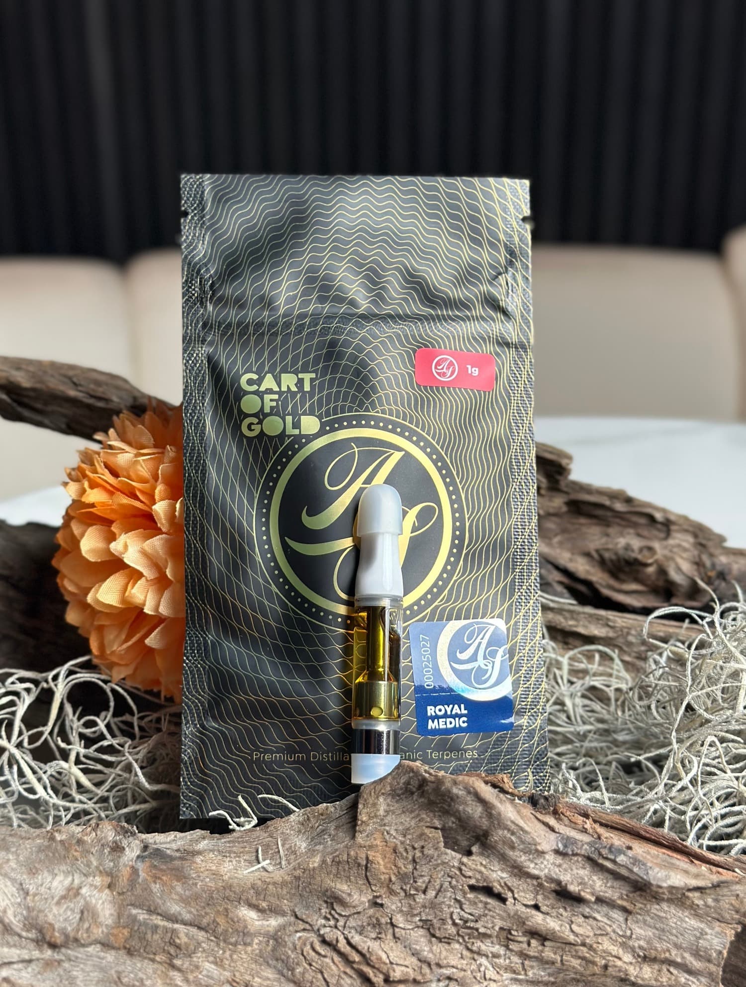 Royal Medic 1:1 Distillate Vape 1g