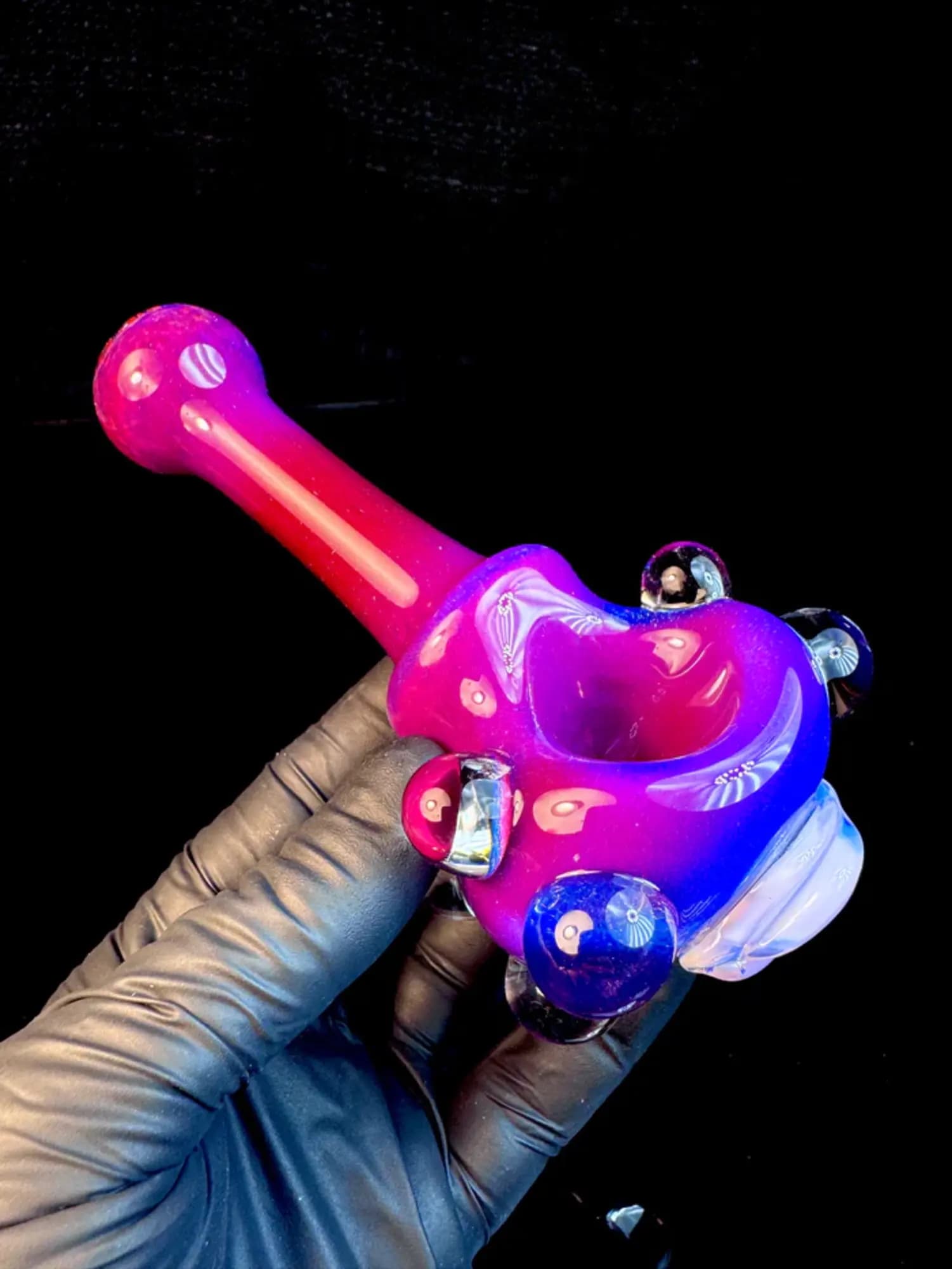 Midnight magenta eyeball pipe